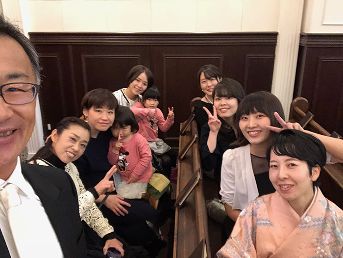 http://www.makino418.com/blog/2018/12/09/%E3%81%BE%E3%81%8D%E3%81%AE%E3%82%B9%E3%82%BF%E3%83%83%E3%83%95%EF%BC%A0%E6%9D%BE%E6%9C%AC%E7%B5%90%E5%A9%9A%E5%BC%8F.jpg